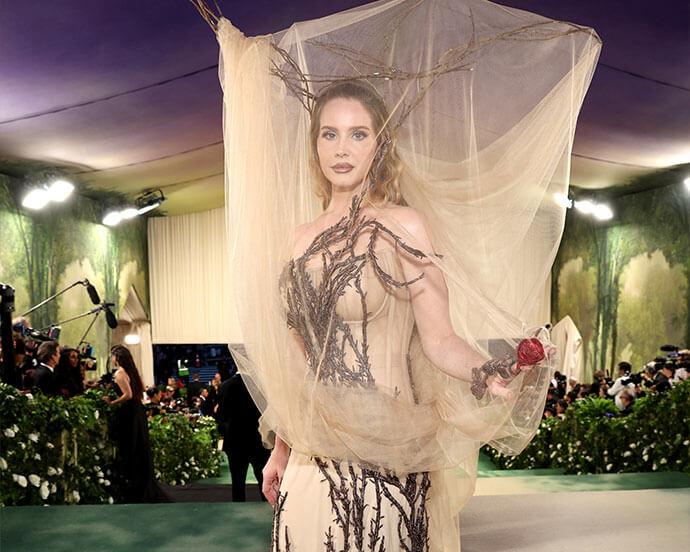 best-met-gala-beauty-looks-of-all-time-07