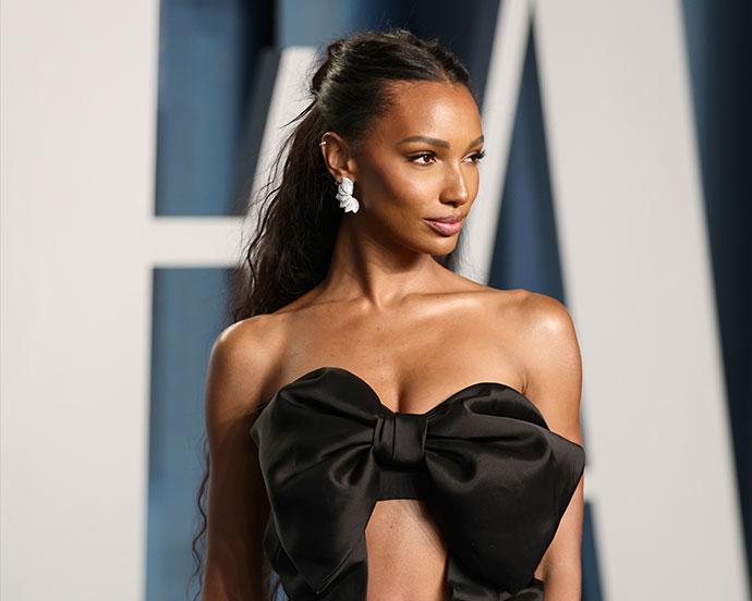 Slicked-Back-Hair-Inspo-&-Tutorial-03