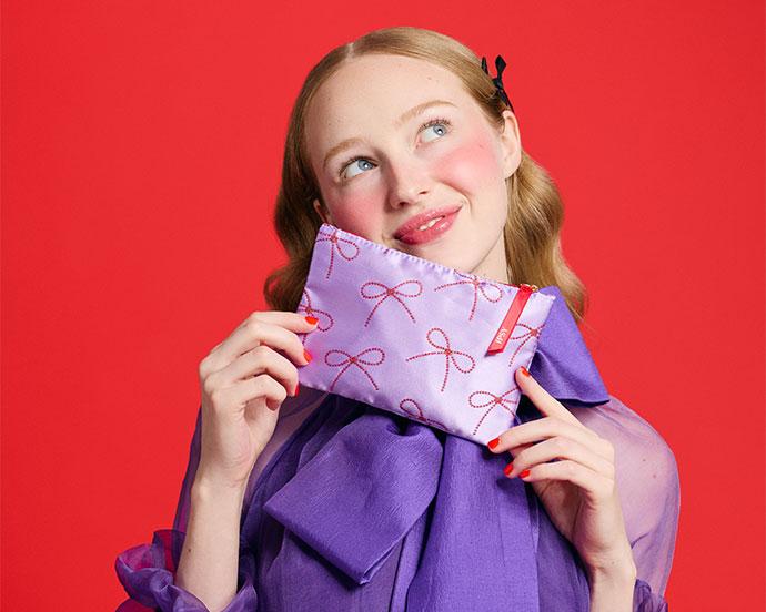 december-2025-glam-bag-reveal 02