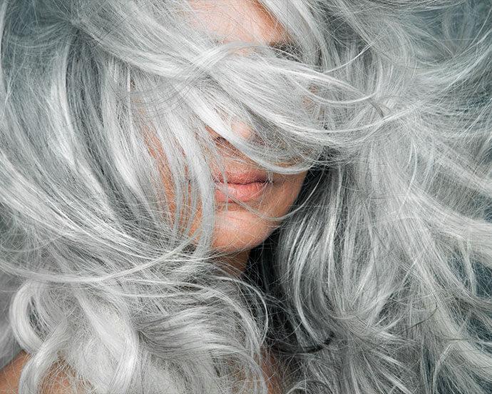 how-to-grow-out-gray-hair-header