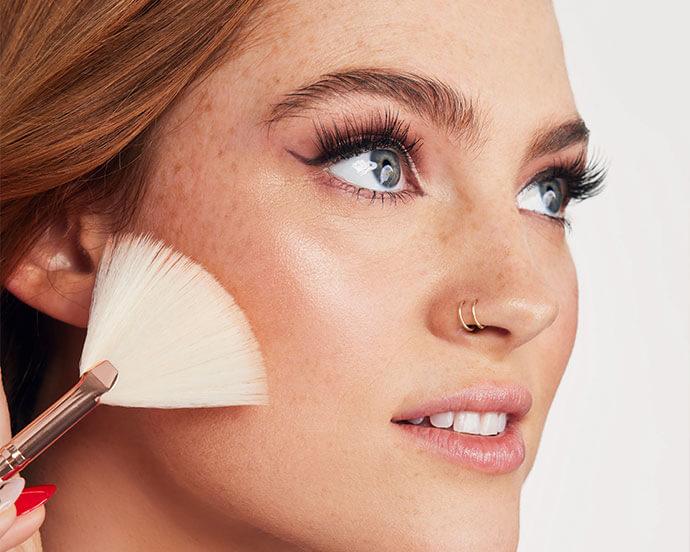 how-to-apply-makeup-04