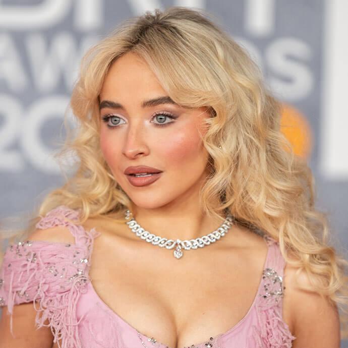 doll-like-makeup-mobile