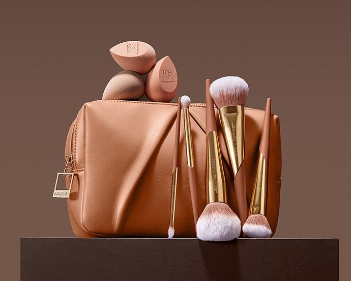 IPSY x PANTONE™ Pantone™ Bundle