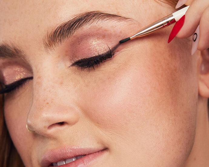 how-to-apply-makeup-07