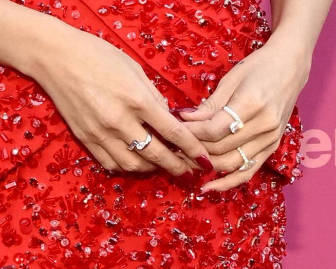 Selena Gomez-s Bordeaux Jelly Nails desktop