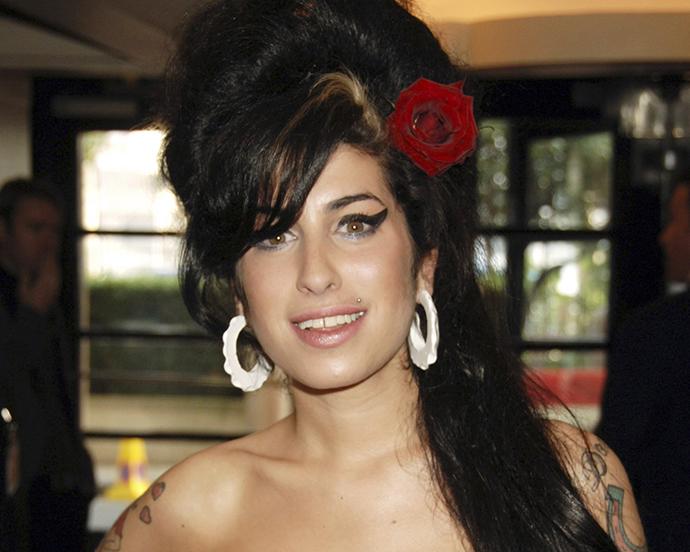 celebrity-signature-makeup-looks 09