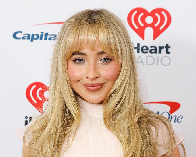 sabrina-carpenter-best-hair-makeup-looks-02