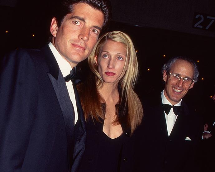 08 carolyn-bessette-kennedy-beauty-looks