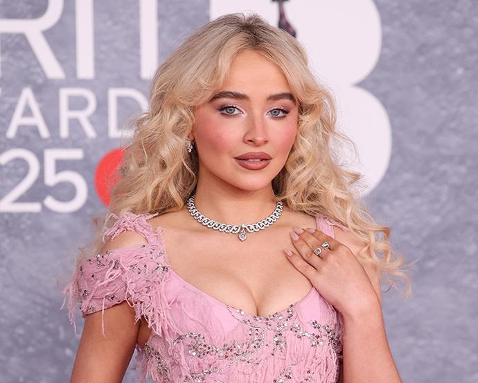 celebrity-signature-makeup-looks 07