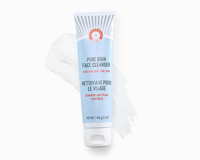 FIRST-AID-BEAUTY-Pure-Skin-Face-Cleanser with-swatch