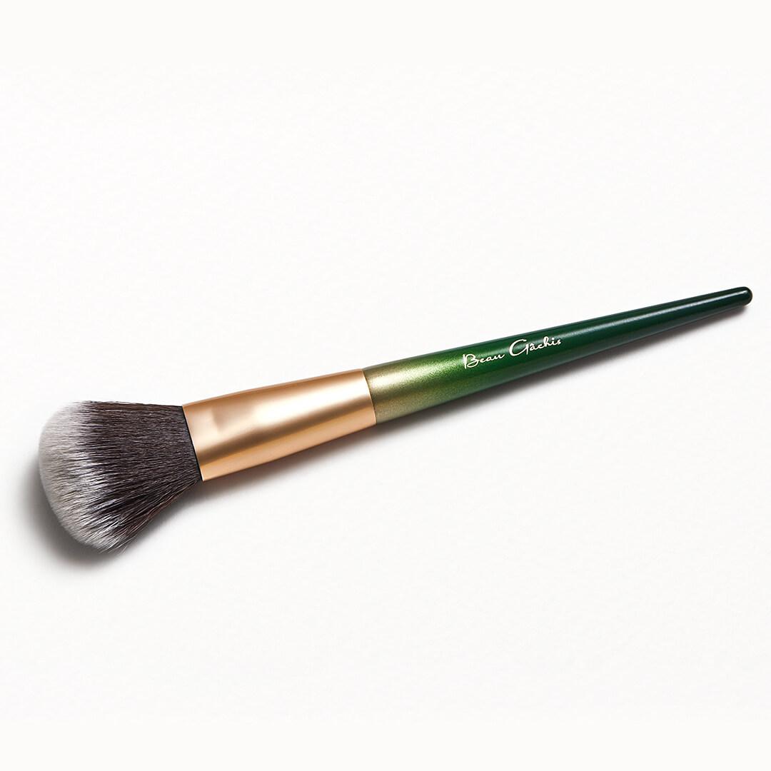 BEAU GÂCHIS Limited-Edition Powder Brush Mobile