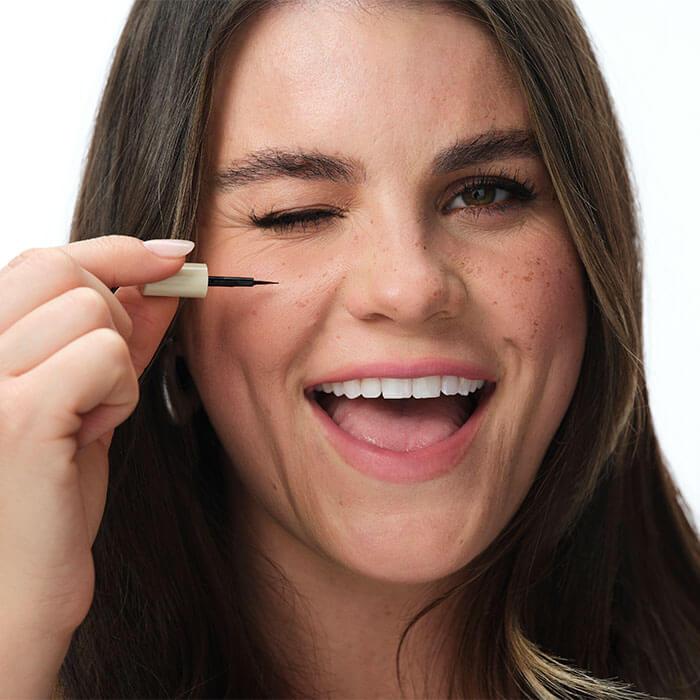 Freckles Tutorial How to Make Fake Freckles: Tutorial From Makeup Artist | IPSY