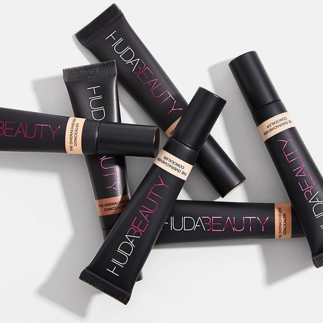 HUDA BEAUTY The Overachiever Concealer Mobile