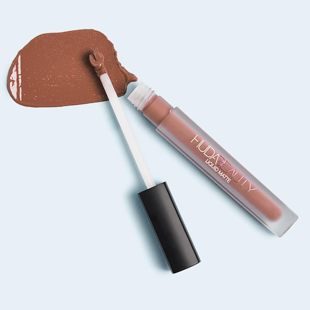 Overlined Lips How to Overline Lips Like a Pro