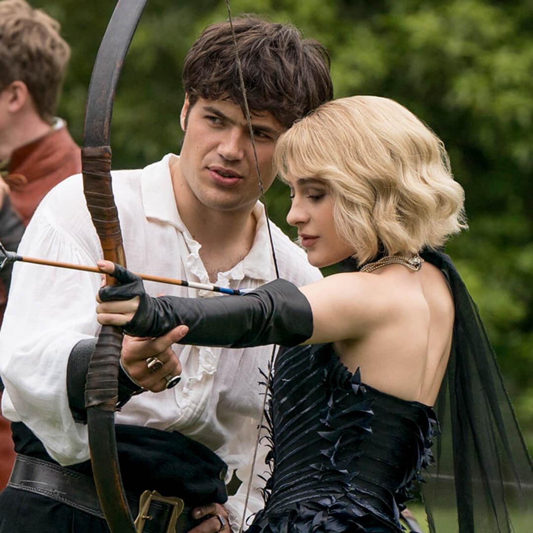 Jamie Flatters as Tedros and Sophia Anne Caruso as Sophie in Netflix's The School for Good and Evil Mobile