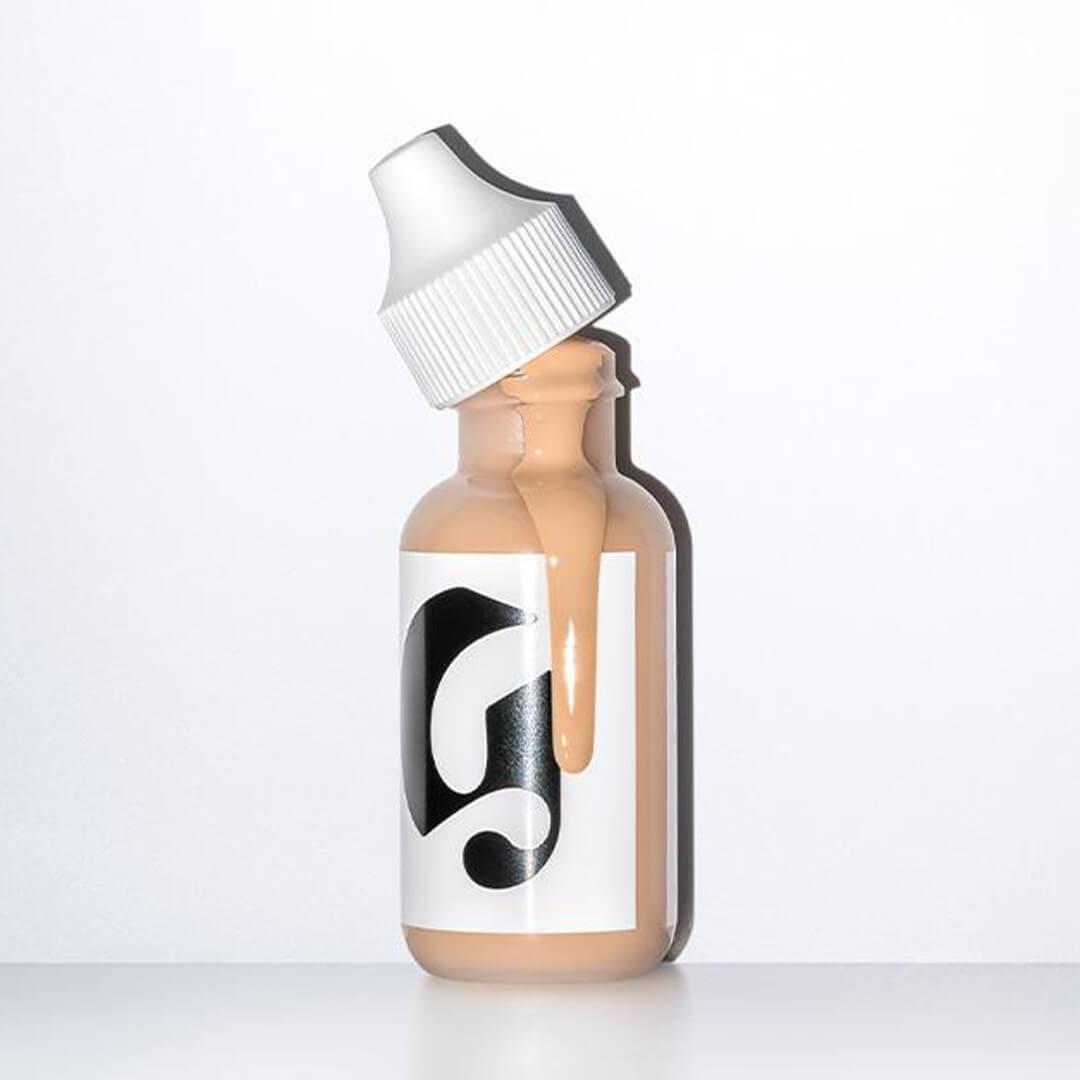 GLOSSIER Perfecting Skin Tint Desktop