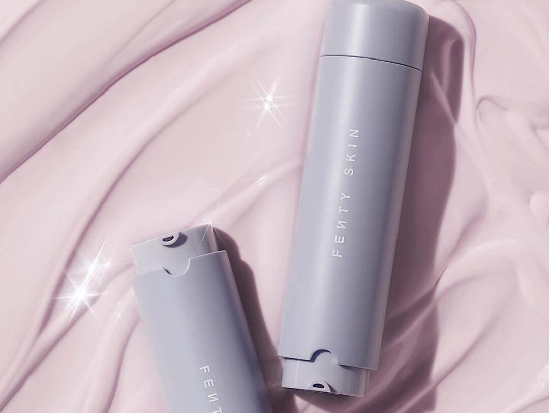 A photo of FENTY SKIN Hydra Vizor Invisible Moisturizer Broad Spectrum SPF 30 Sunscreen with Niacinamide + Kalahari Melon on a swatch Mobile