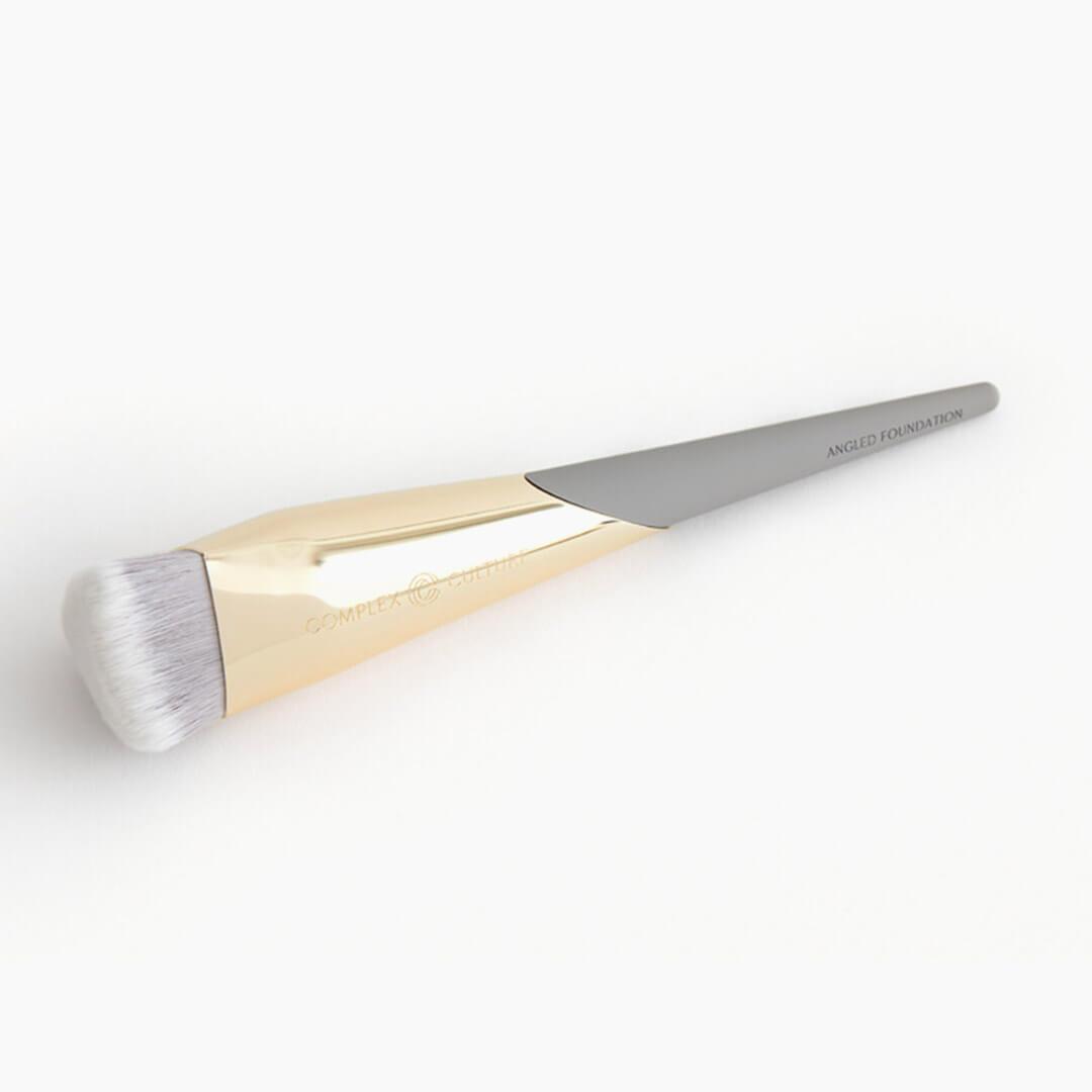 COMPLEX CULTURE Angled Foundation Brush Desktop productId:p-jzbuqsbwe9g41zp1