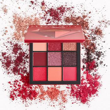 Ipsters signed up to receive a January Glam Bag Plus might receive HUDA BEAUTY Obsessions Palette in Ruby Mobile