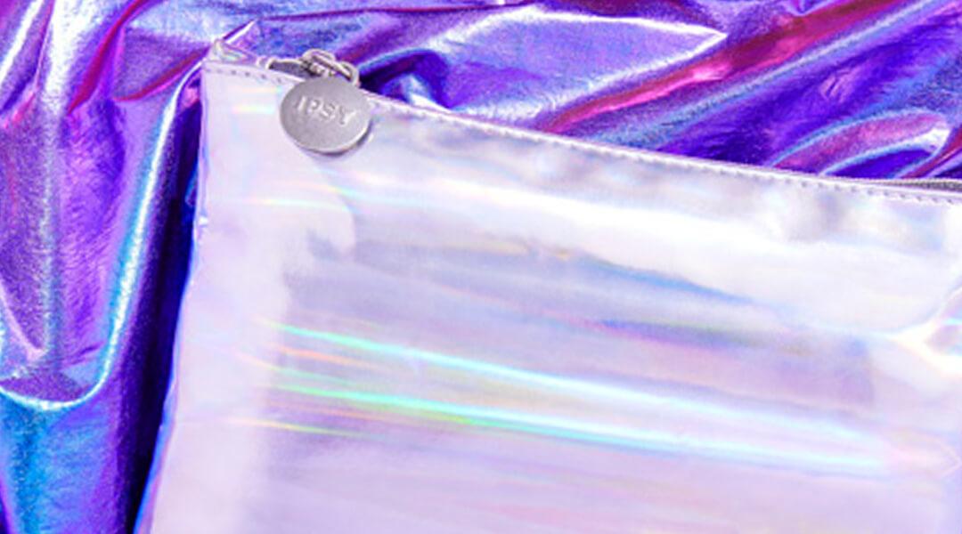 Close-up image of the August 2020 Glam Bag Desktop