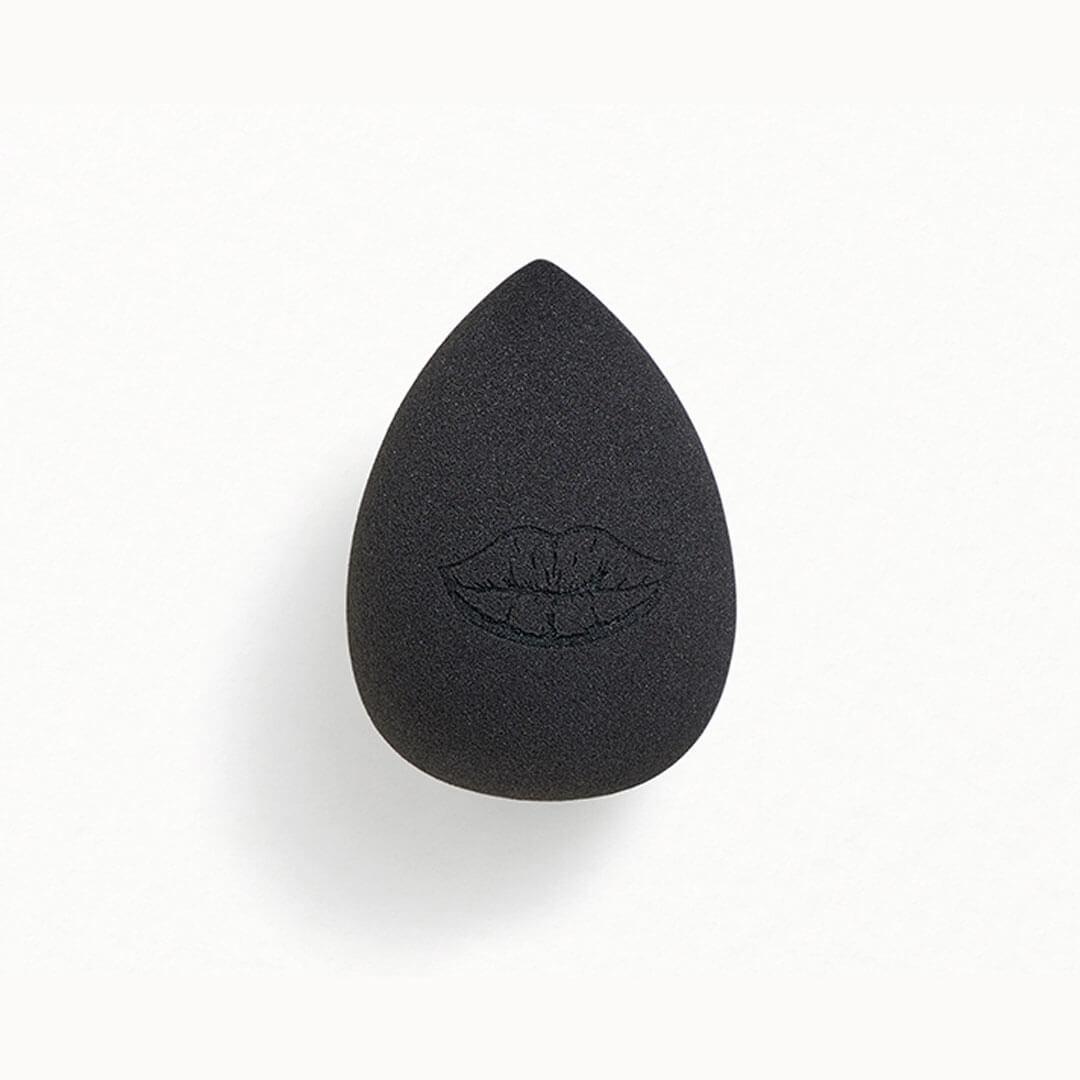 M.I.A. BY MASSIEL M.I.Artist Blending Sponge Desktop