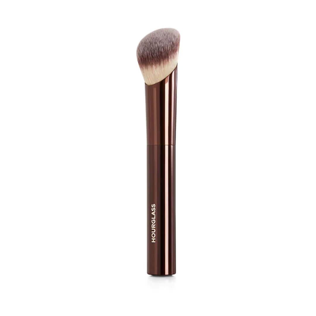 HOURGLASS Ambient Soft Glow Foundation Brush Desktop