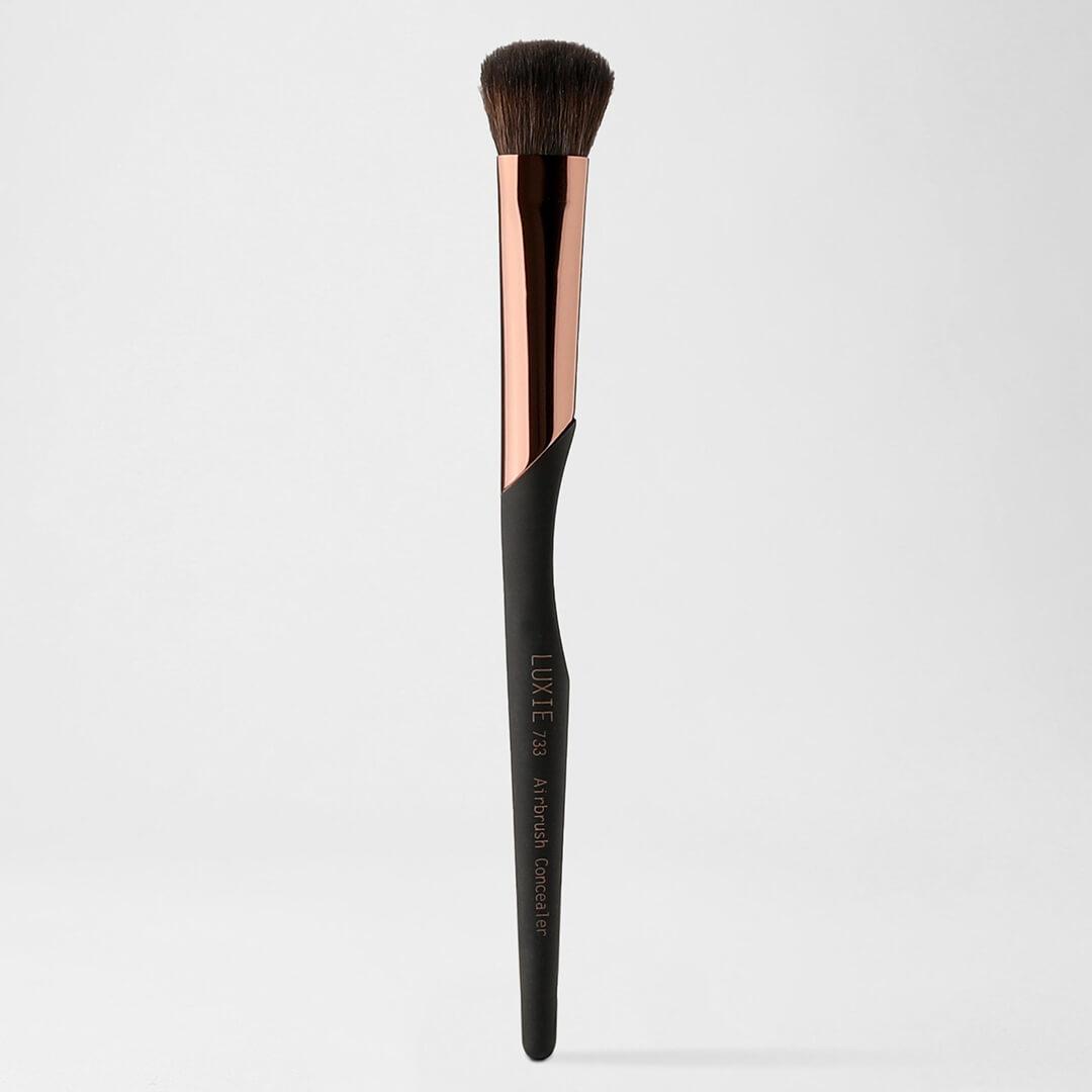 LUXIE 733 Airbrush Concealer Brush Desktop