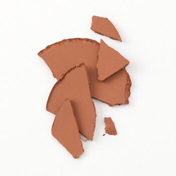 A swatch image of broken compact bronzer makeup Mobile