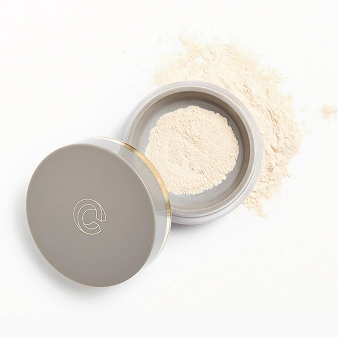 COMPLEX CULTURE SET, GO • Translucent Finishing Powder Desktop