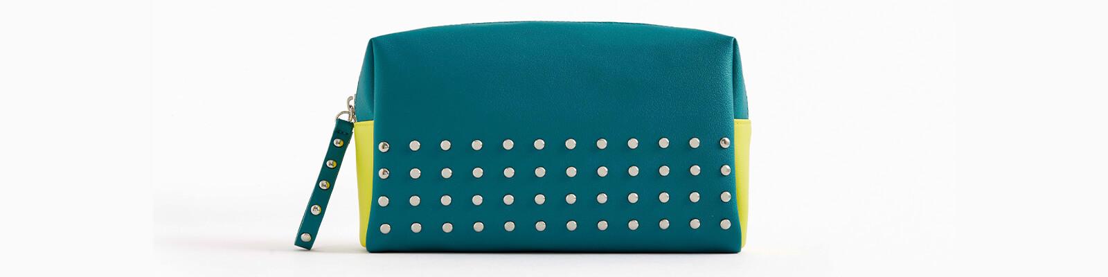 An image of the March 2020 Glam Bag Ultimate Desktop