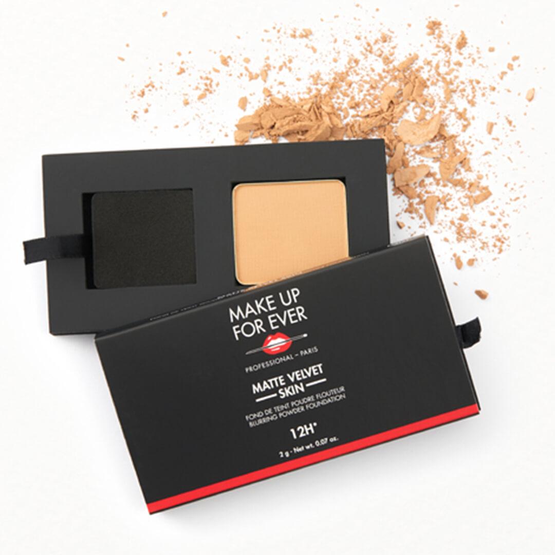 MAKE UP FOR EVER Matte Velvet Skin Blurring Powder Foundation Mobile