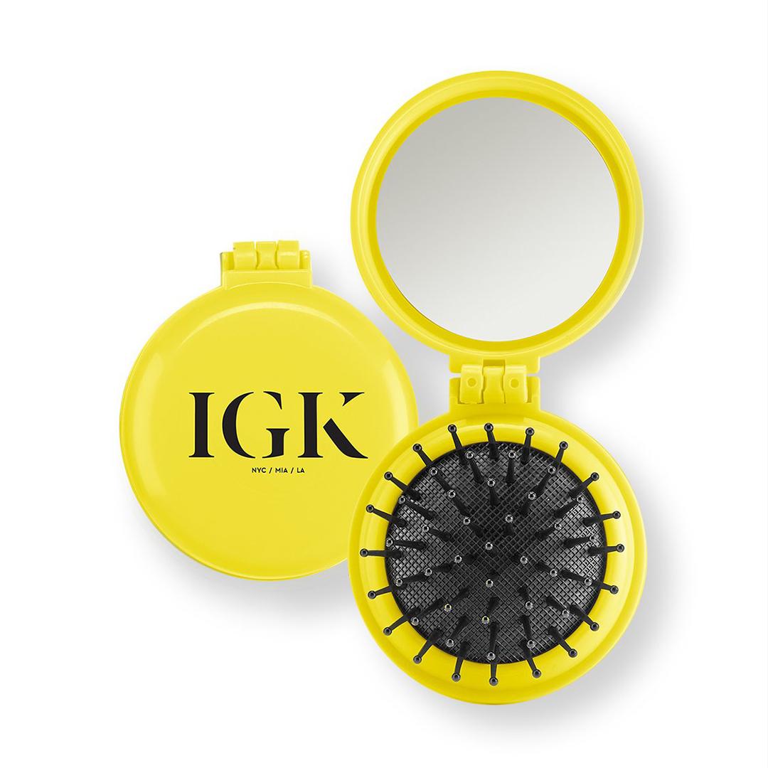 IGK HAIR Pop Travel Brush Desktop