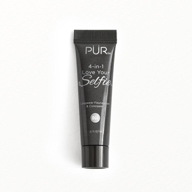 PÜR 4-in-1 Love Your Selfie Foundation Desktop