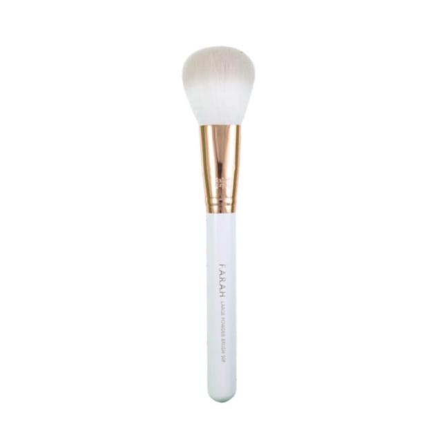 How to Apply Powder Foundation, Tips From a Pro