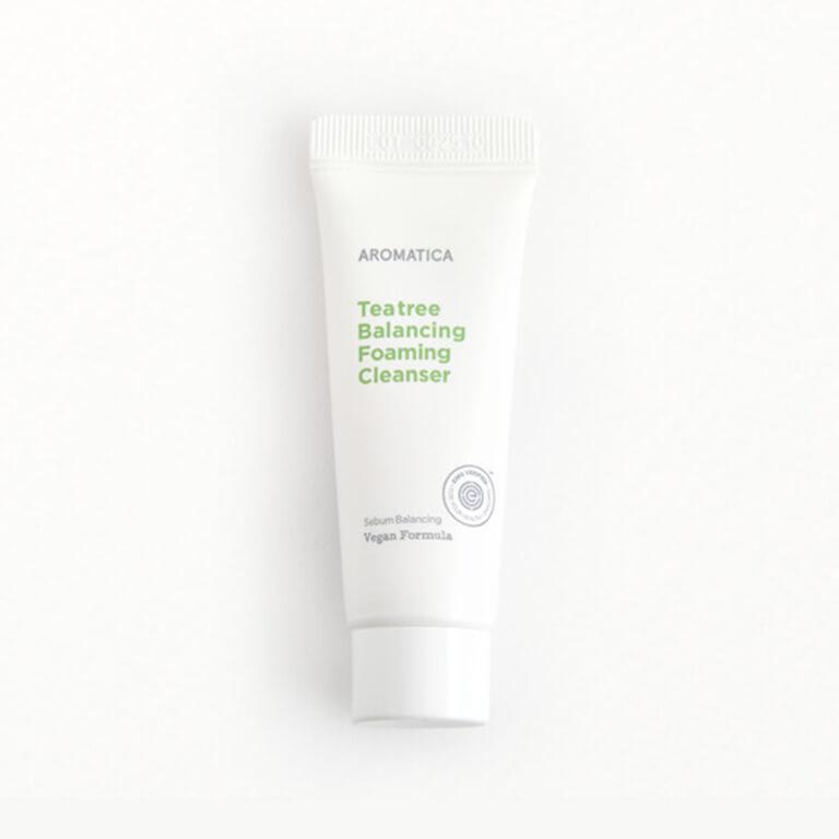 AROMATICA Tea Tree Balancing Foaming Cleanser Desktop