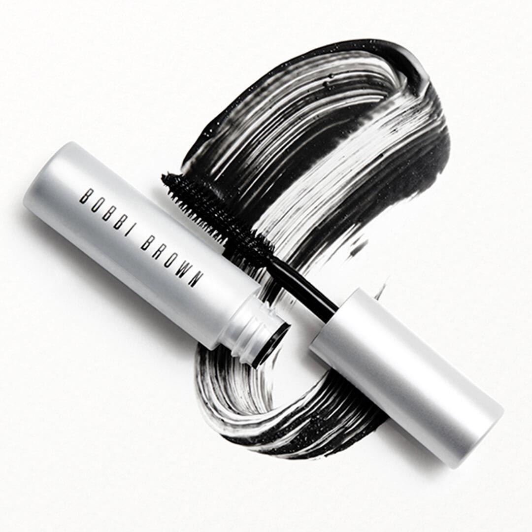 BOBBI BROWN COSMETICS Smokey Eye Mascara in Black Desktop