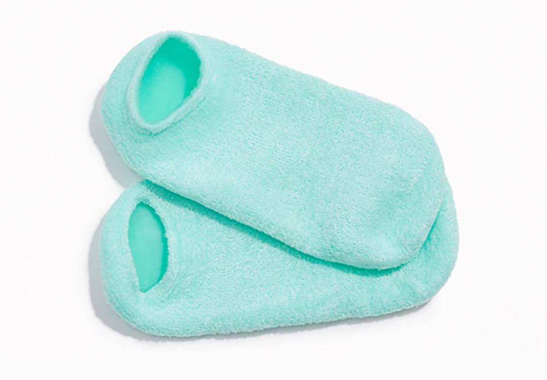 BAREFOOT SCIENTIST™ Sleep On It™ Overnight Moisturizing Gel Socks Mobile
