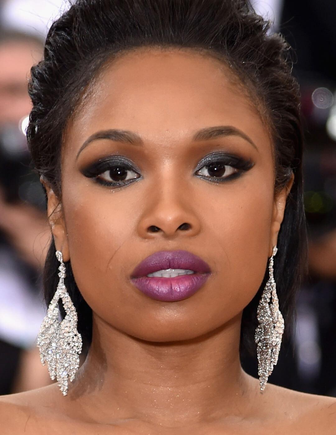 Jennifer Hudson rocking a black smoky eye makeup look paired with berry lips Desktop