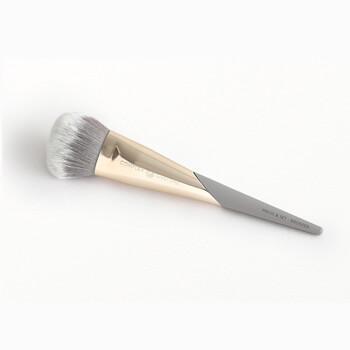 Ipsters might receive Complex Culture Press & Set • Bronzer Brush in their December Glam Bag Plus Mobile