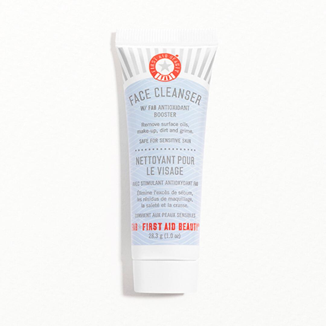 FIRST AID BEAUTY Pure Skin Face Cleanser Desktop