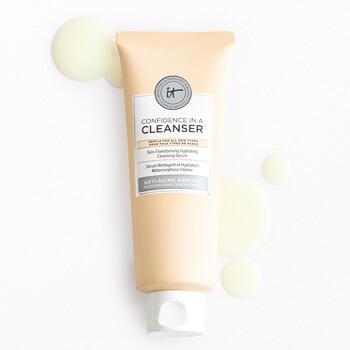 An image of IT COSMETICS Confidence in a Cleanser Mobile