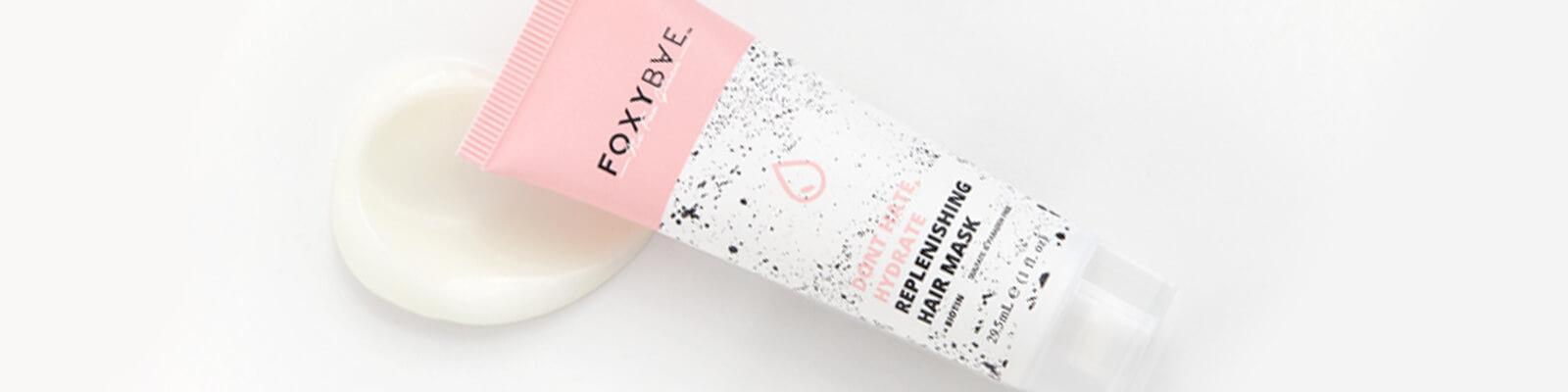 An image of FOXYBAE Replenishing Hair Mask swatched Desktop