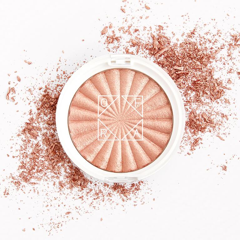 Ipsters signed up to receive a January Glam Bag might receive OFRA COSMETICS OFRA x NikkieTutorials Glow Goals Highlighter Desktop