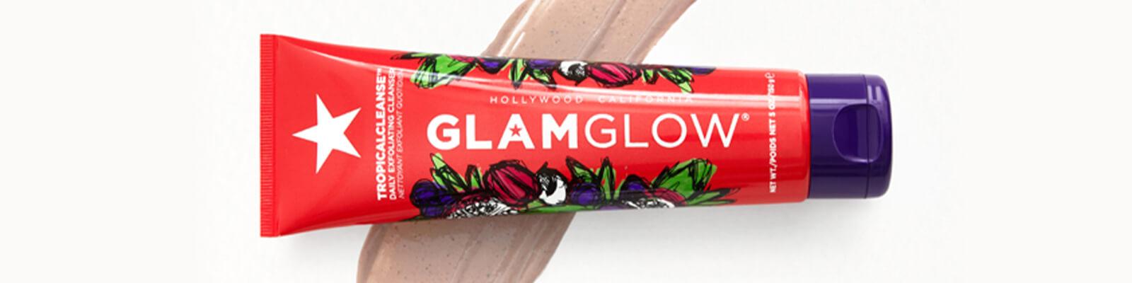 An image of GLAMGLOW TROPICALCLEANSE™ Daily Exfoliating Cleanser swatched Desktop